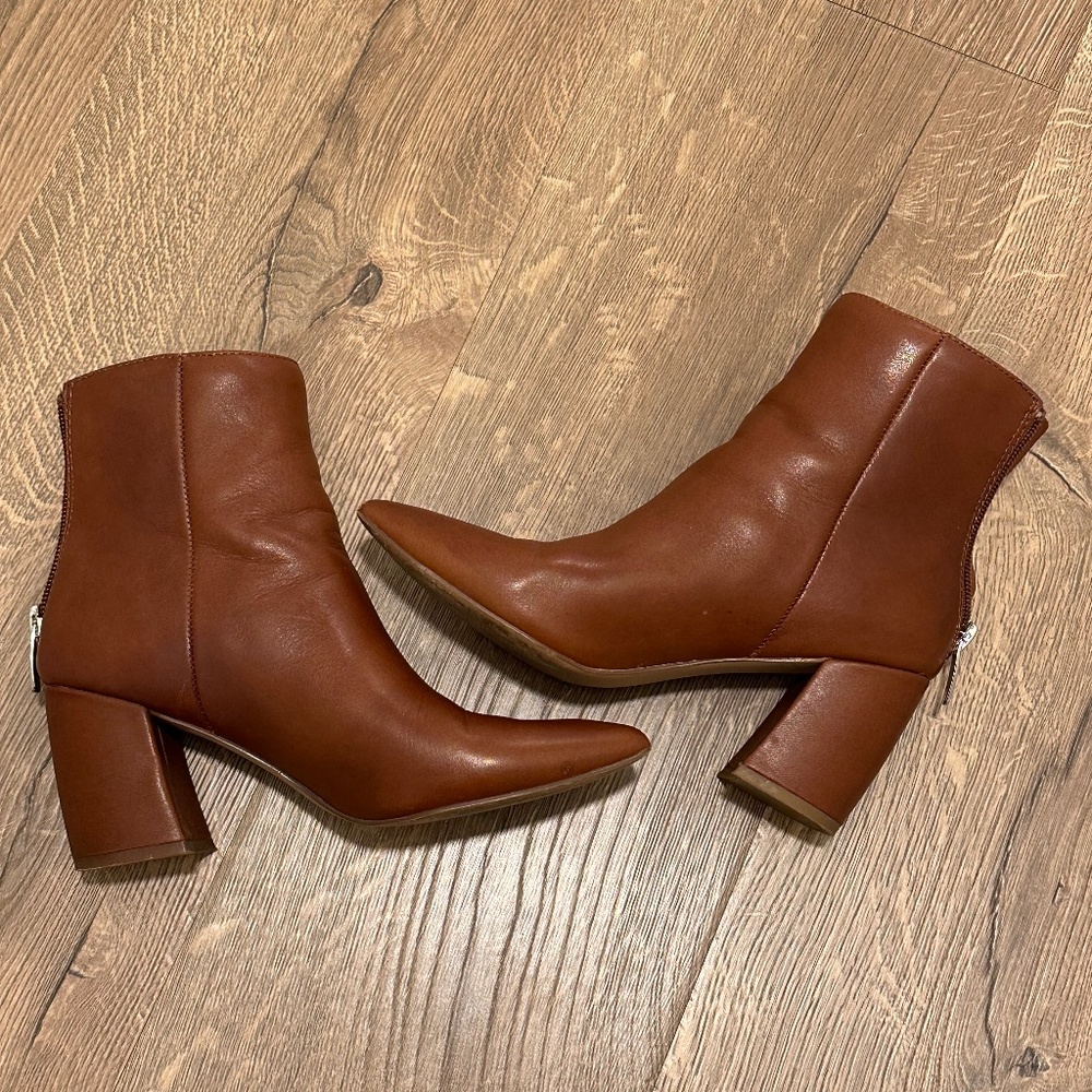 Size 5 - Steve Madden Women's Cognac Booties